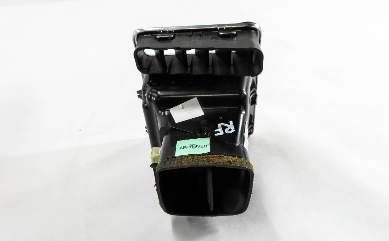 Thumbnail 3: 2010 RANGE ROVER (L322) RIGHT FRONT PASSENGE RDASH OUTER HEATER A/C AIR VENT