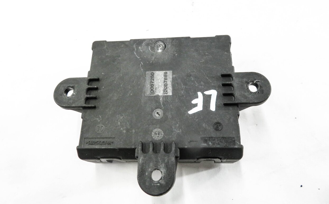 Thumbnail 3: 2010 RANGE ROVER (L322) LEFT FRONT DRIVER DOOR CONTROL MODULE