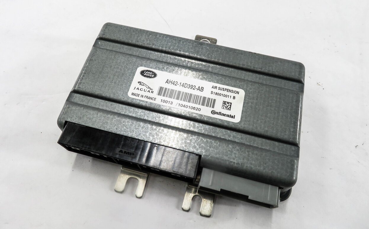 10-16 LR4 - RANGE ROVER SPORT (L320) AIR SUSPENSION COMPRESSOR MODULE (HITACHI)