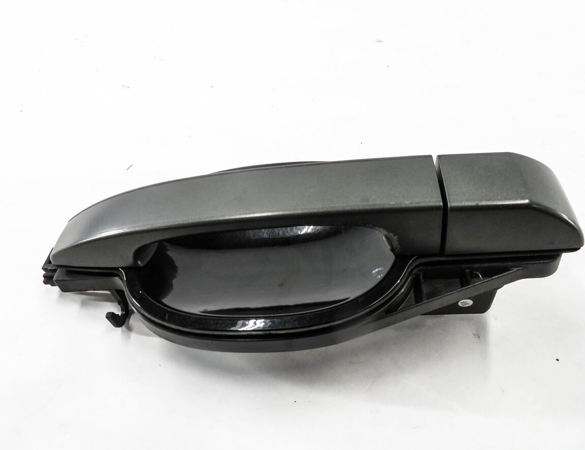Thumbnail 2: 2010-2012 RANGE ROVER (L322) FRONT / REAR - PASSENGER DOOR HANDLE (BLACK BASE)