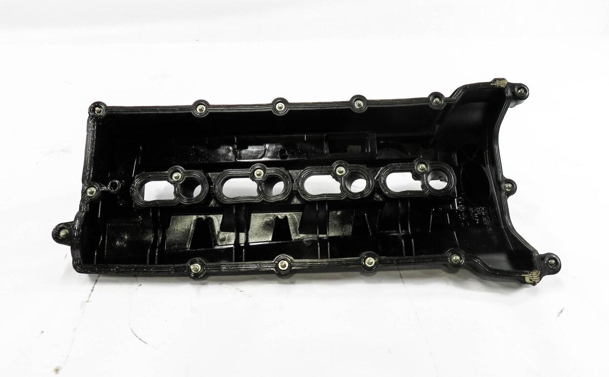 Thumbnail 4: 10-18 RANGE ROVER SPORT (L320 L322 L494 L405) 5.0L V8 - LEFT ENGINE VALVE COVER