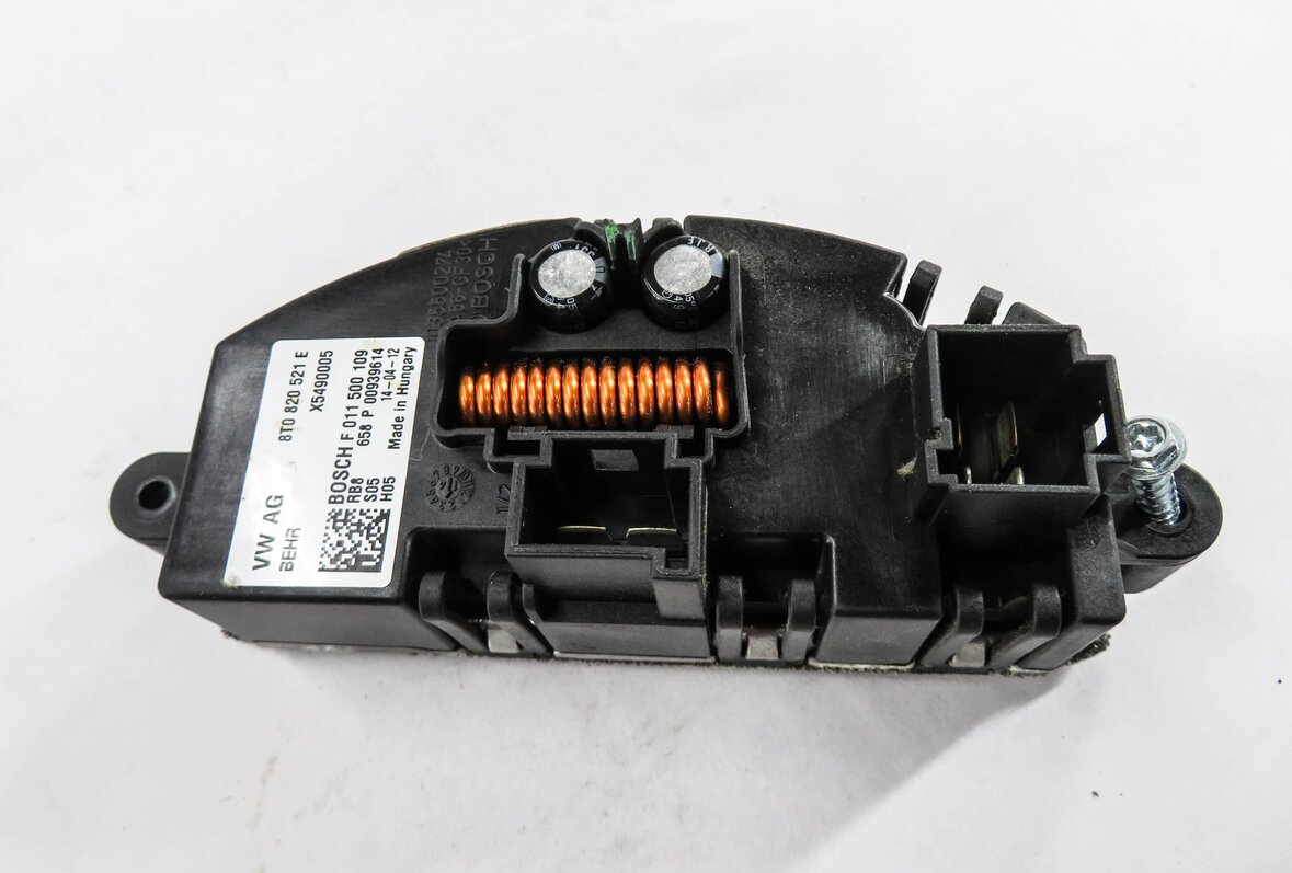 Thumbnail 3: 2010 RANGE ROVER (L322) FRONT HEATER A/C BLOWER MOTOR RESISTOR