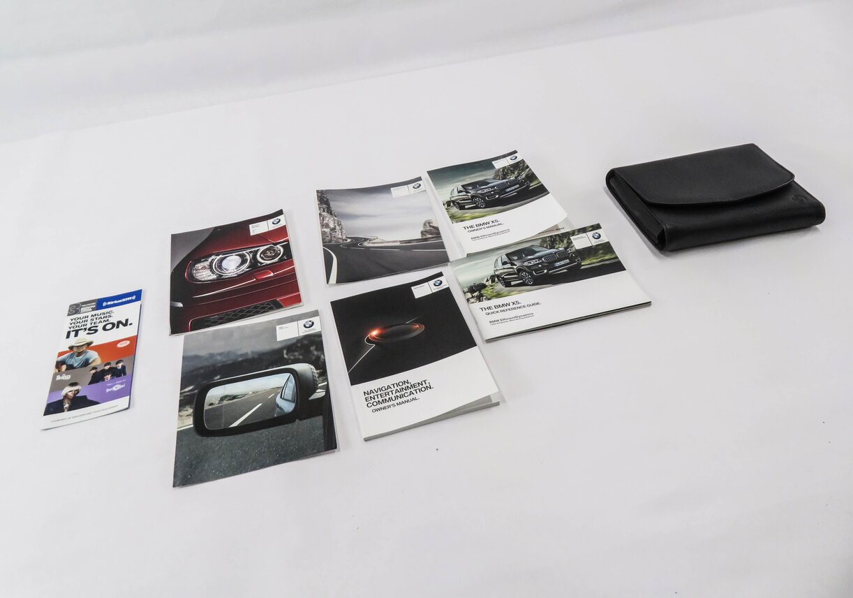 2014 BMW X5 (F15) OWNERS MANUAL BOOK BOOKLET GUIDE SET w/ CASE