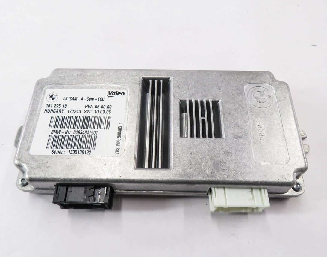 Thumbnail 2: 2014-2019 BMW WI8 X3 X4 X5 X6 X5M X6M - SURROUND VIEW CAMERA CONTROL MODULE