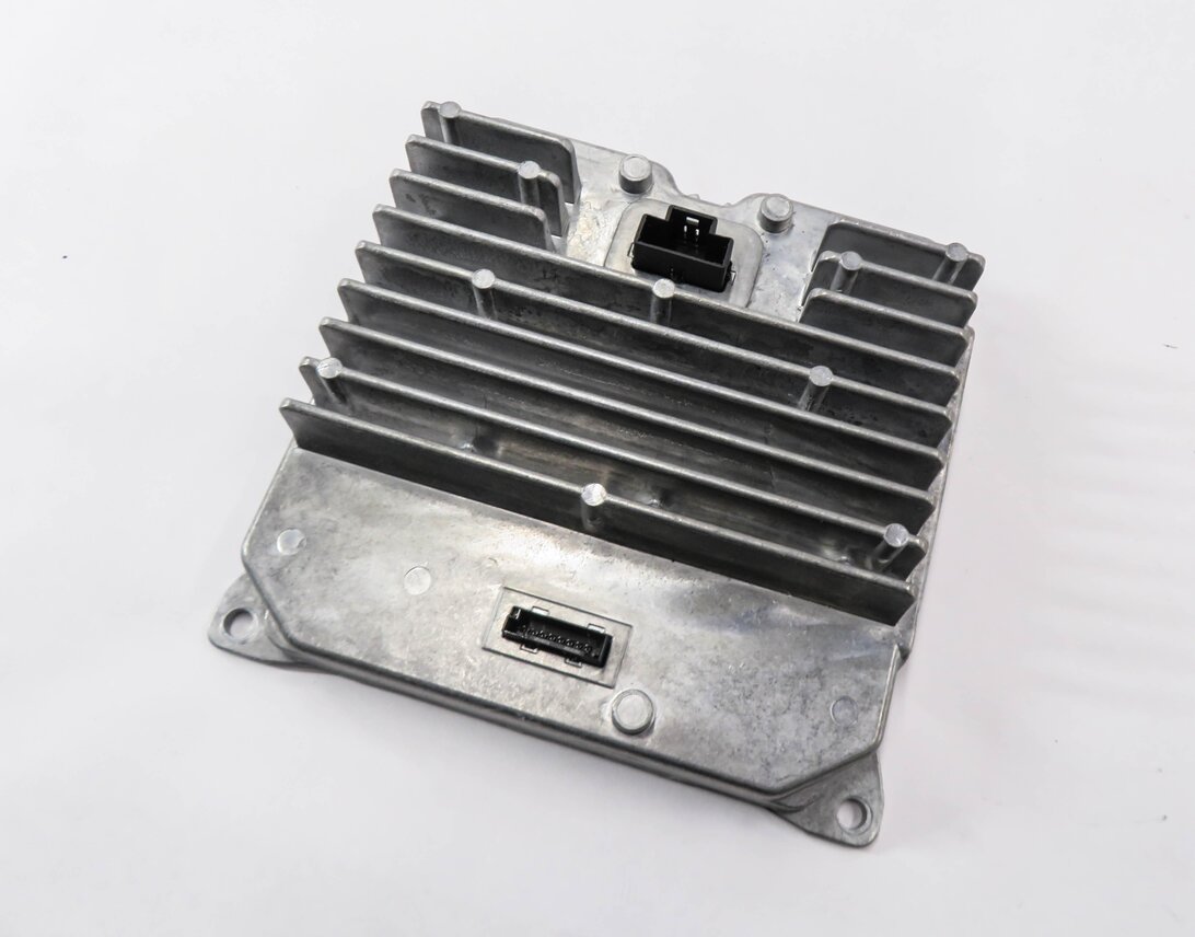 Thumbnail 1: 2014-2018 BMW X5 (F15) VOLTAGE CONVERTER CONTROL MODULE