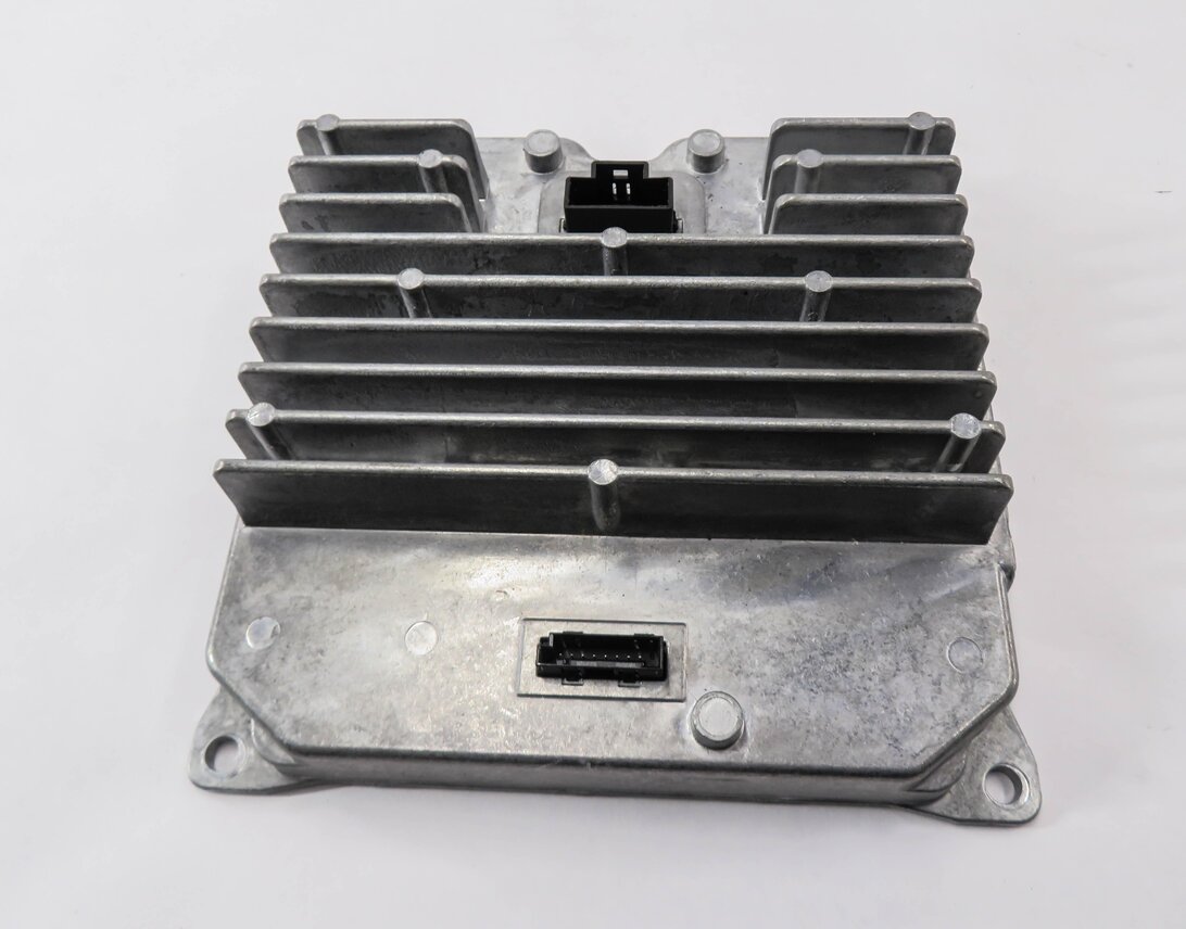 Thumbnail 2: 2014-2018 BMW X5 (F15) VOLTAGE CONVERTER CONTROL MODULE