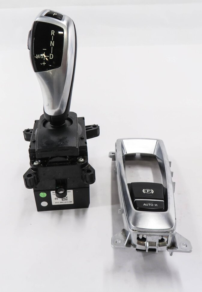 Thumbnail 3: 2014-2018 BMW X5 (F15) X-DRIVE - A/T AUTOMATIC TRANSMISSION GEAR SHIFTER w/ TRIM