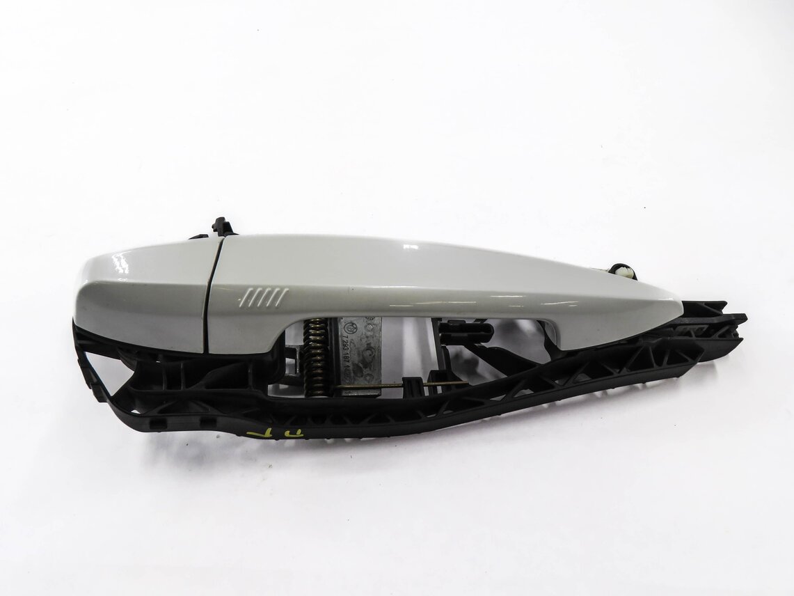 Thumbnail 3: 14-21 BMW X1 X2 X5 X6 (F15 F16 F39 F48) LEFT FRONT COMFORT DOOR HANDLE (WHITE)