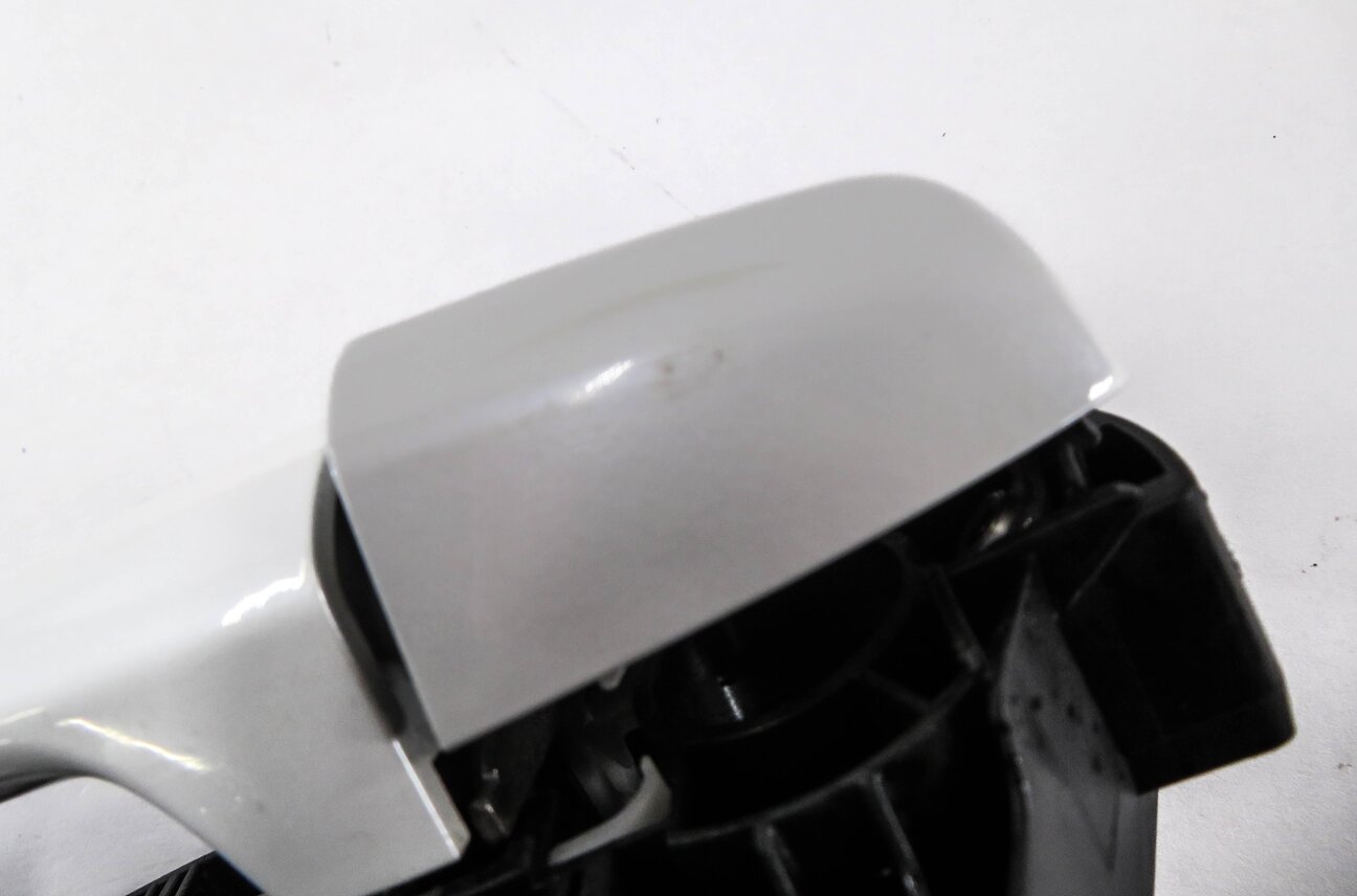 Thumbnail 5: 14-21 BMW X1 X2 X5 X6 (F15 F16 F39 F48) LEFT REAR COMFORT DOOR HANDLE (WHITE)