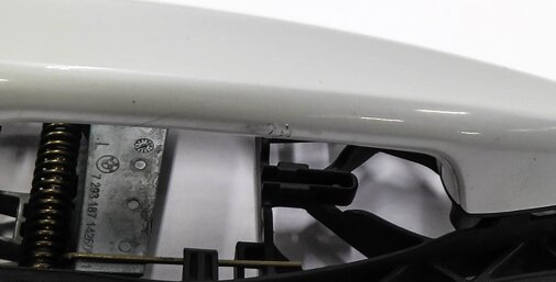 Thumbnail 6: 14-21 BMW X1 X2 X5 X6 (F15 F16 F39 F48) LEFT REAR COMFORT DOOR HANDLE (WHITE)