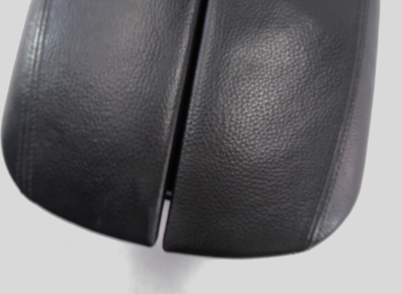 Thumbnail 7: 14-19 BMW X5 X6 (F15 F16) FRONT CENTER CONSOLE ARM REST w/ CELL CRADLE (BLACK)