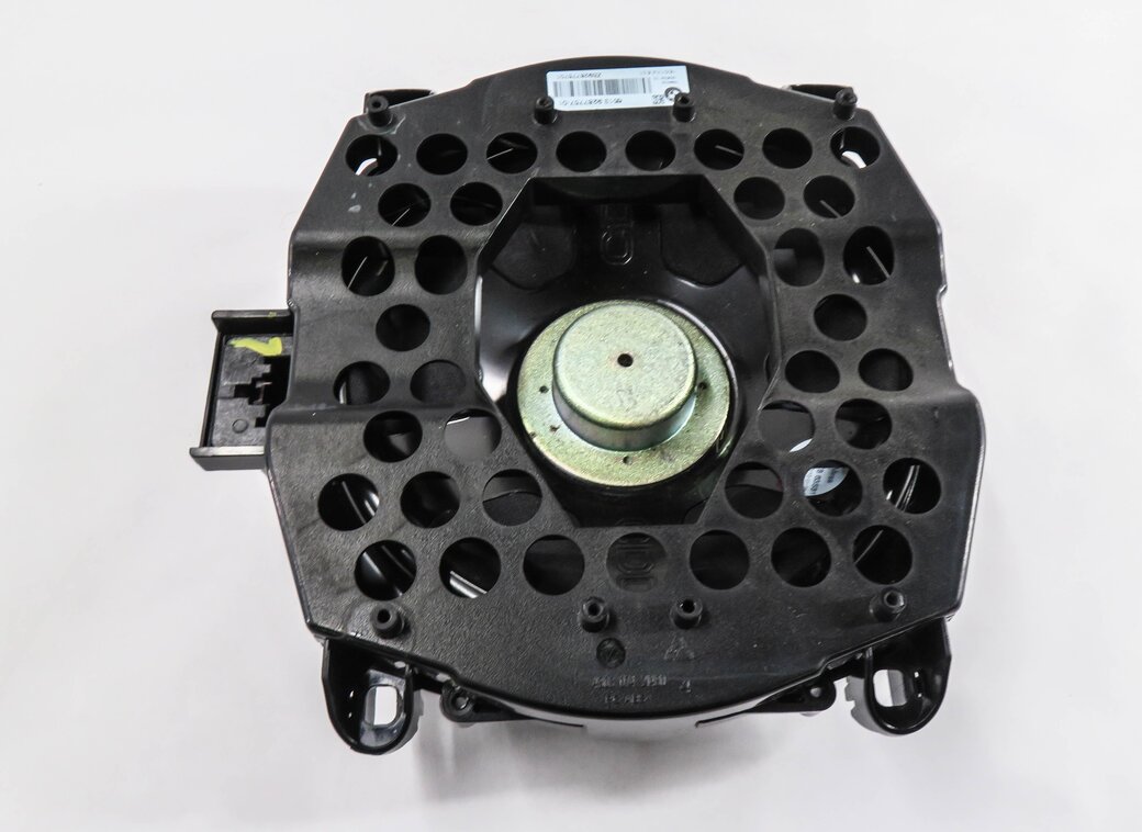 Thumbnail 4: 2014 BMW X5 (F15) RADIO STEREO SUB SUBWOOFER SPEAKER SET-10