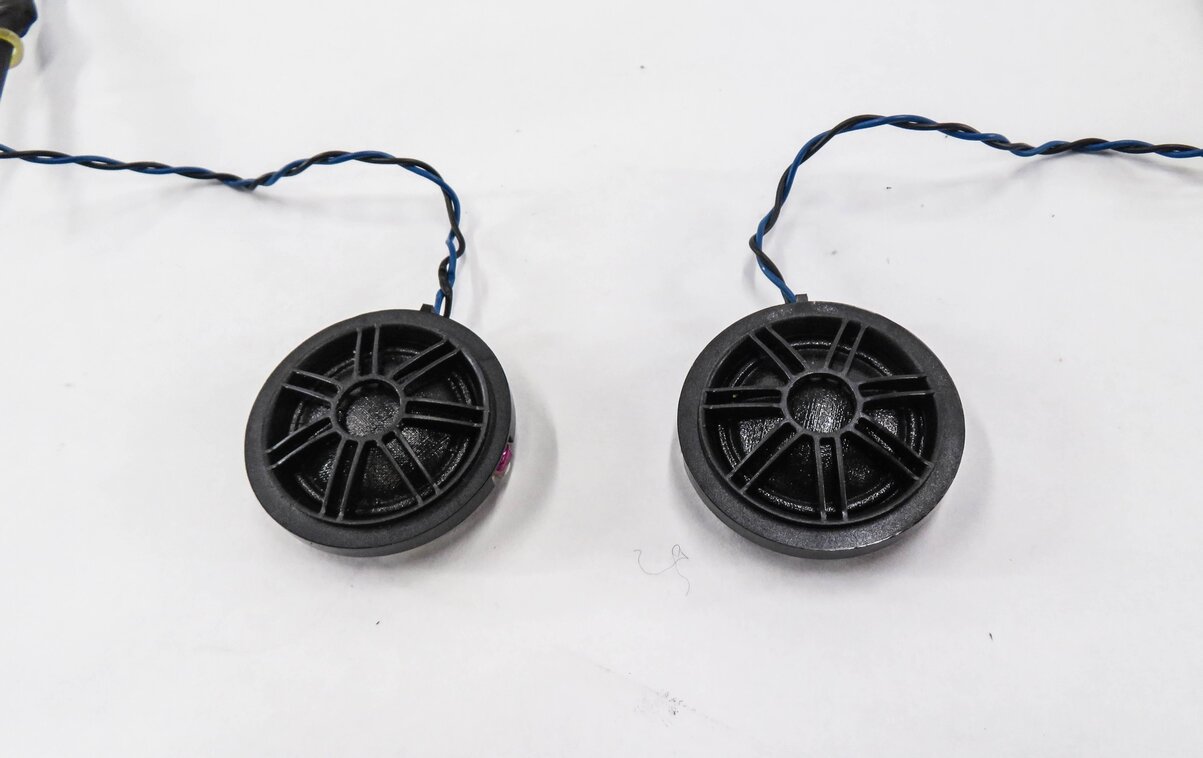 Thumbnail 9: 2014 BMW X5 (F15) RADIO STEREO SUB SUBWOOFER SPEAKER SET-10