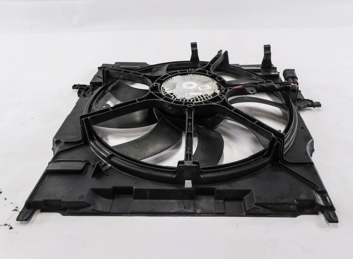 Thumbnail 4: 2014-2019 BMW X5 X6 (F15 F16) 2.0L / 3.0L / 3.0D - 850 WATT RADIATOR COOLING FAN