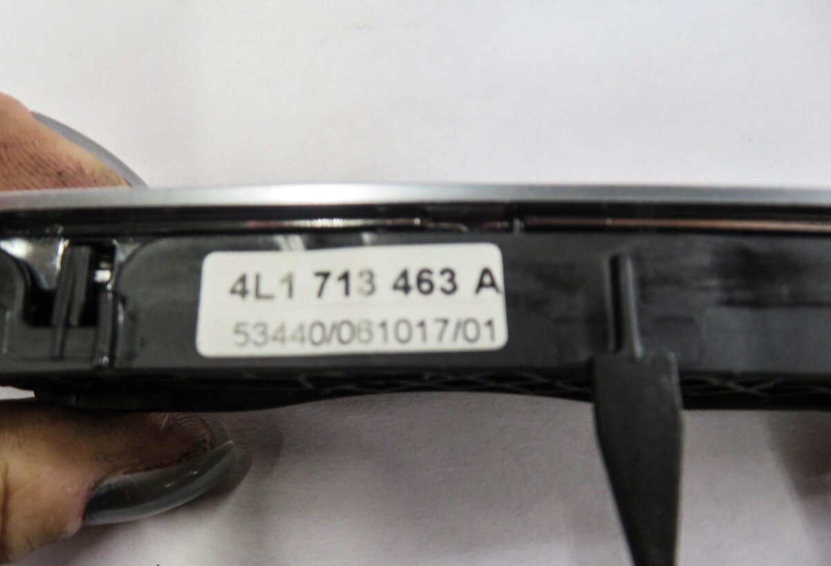 Thumbnail 5: 2007 AUDI Q7 (4L) TRANSMISSION GEAR SHIFTER SHIFT INDICATOR TRIM