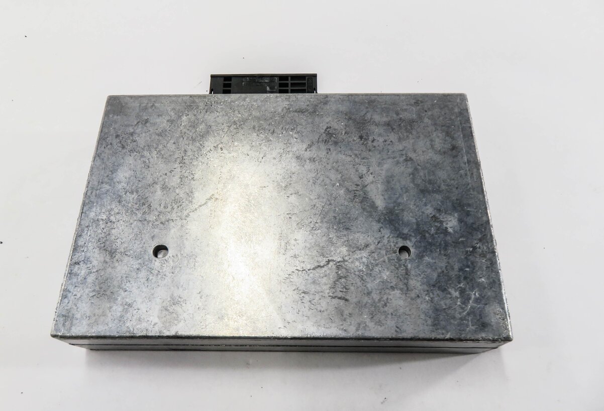Thumbnail 4: 2007 AUDI Q7 (4L) BLUETOOTH TELEMATICS COMMUNICATION CONTROL MODULE