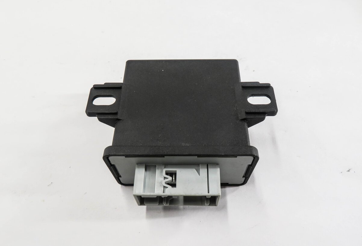 Thumbnail 3: 2007-2009 AUDI Q7 TT (4L MK2) HEADLIGHT RANGE CONTROL MODULE