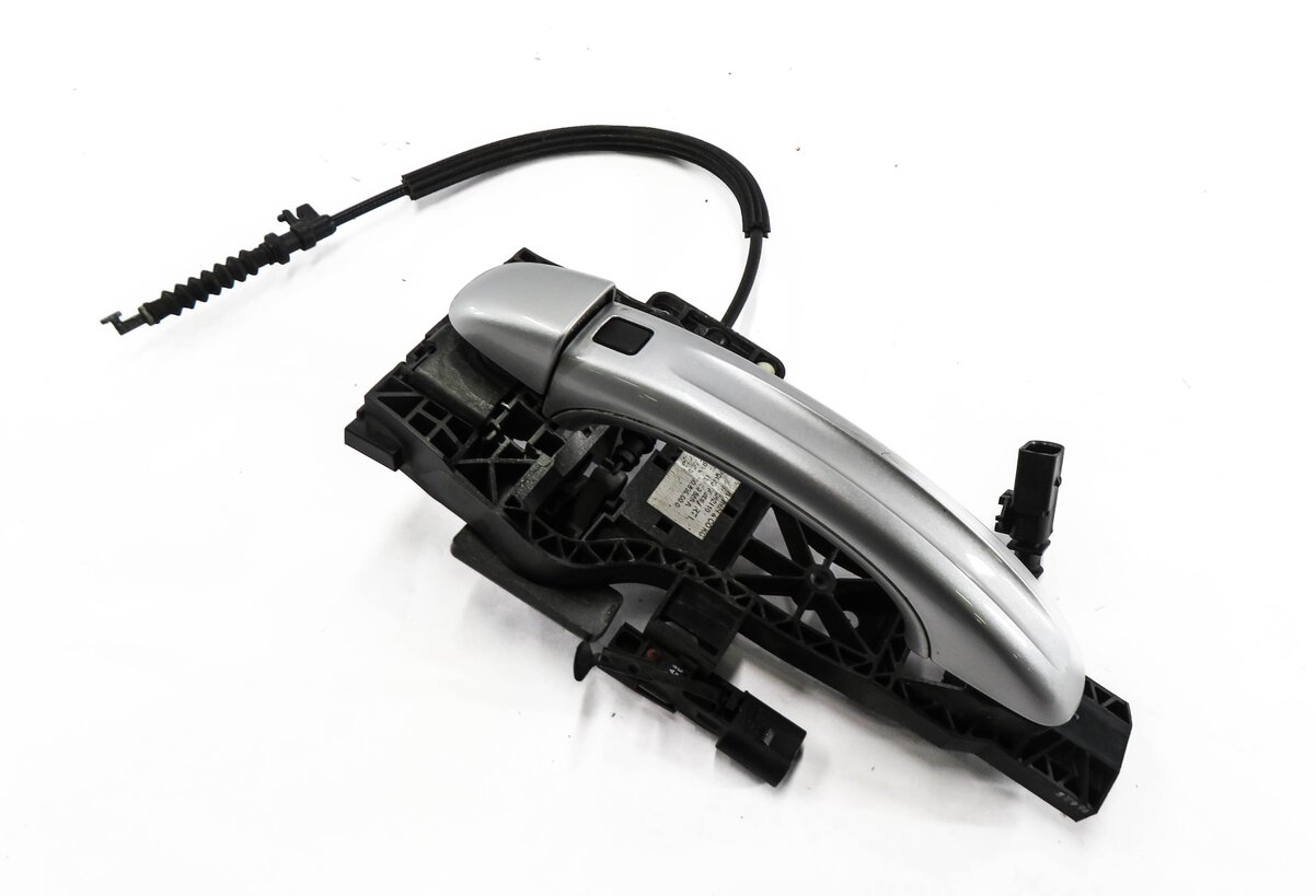 2007-2015 AUDI Q7 (4L) LEFT REAR KEYLESS EXTERIOR DOOR HANDLE (SILVER METALLIC)