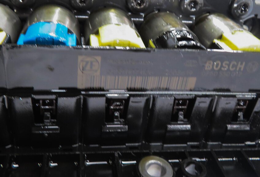 Thumbnail 6: 2007-2008 AUDI Q7 (4L) 3.6L A/T AUTOMATIC TRANSMISSION VALVE BODY w/ MECHATRONIC