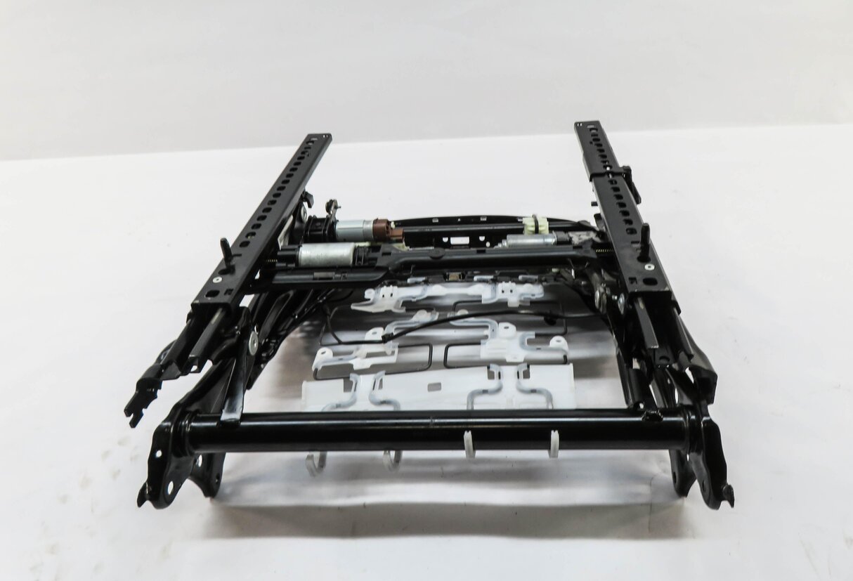 Thumbnail 4: 2014-2018 BMW X5 (F15) RIGHT FRONT PASSENGER COMFORT SEAT TRACK w/ MOTORS