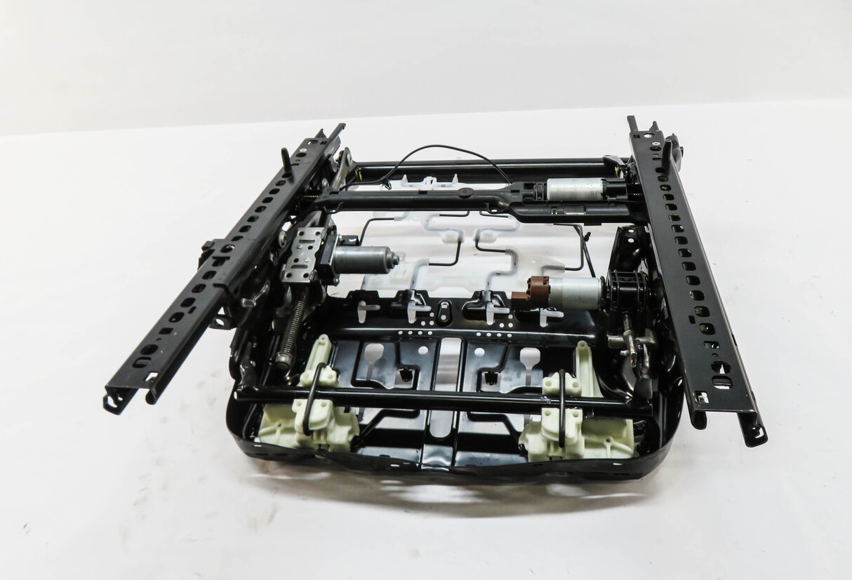Thumbnail 5: 2014-2018 BMW X5 (F15) RIGHT FRONT PASSENGER COMFORT SEAT TRACK w/ MOTORS