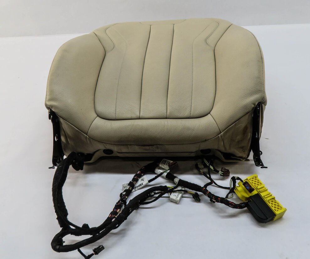 2015 BMW X5 (F15) RIGHT FRONT PASSENGER UPPER TOP HEATED SEAT CUSHION (BEIGE)