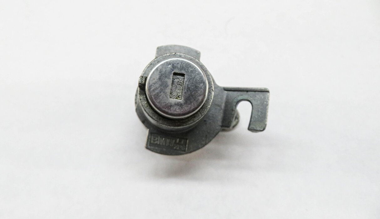 Thumbnail 9: 2015 BMW X5 (F15) 3.0L N57T DIESEL ENGINE DDE DME BCM IMMOBILIZER MODULE KEY SET