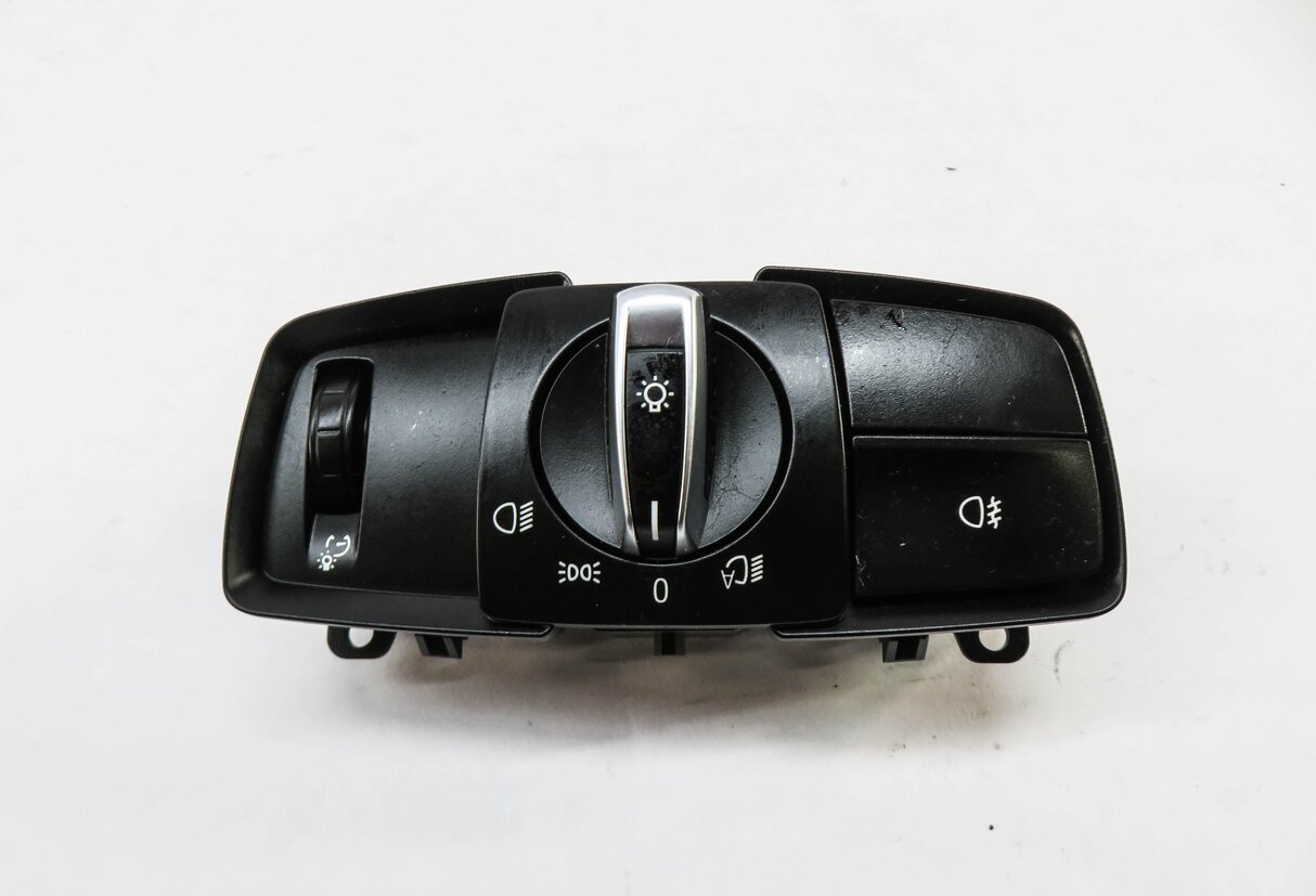 Thumbnail 4: 2014-2018 BMW X5 (F15) HEADLIGHT SWITCH