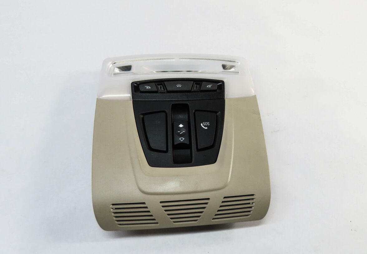 Thumbnail 2: 2015 BMW X5 (F15) FRONT DOMELIGHT MAP READING COURTESY LIGHT LAMP (BEIGE)