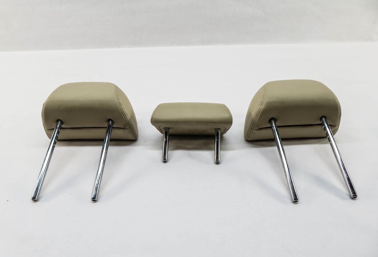 Thumbnail 6: 2015 BMW X5 (F15) REAR 2nd SECOND ROW SEAT HEADREST SET-3 (BLACK LEATHER)