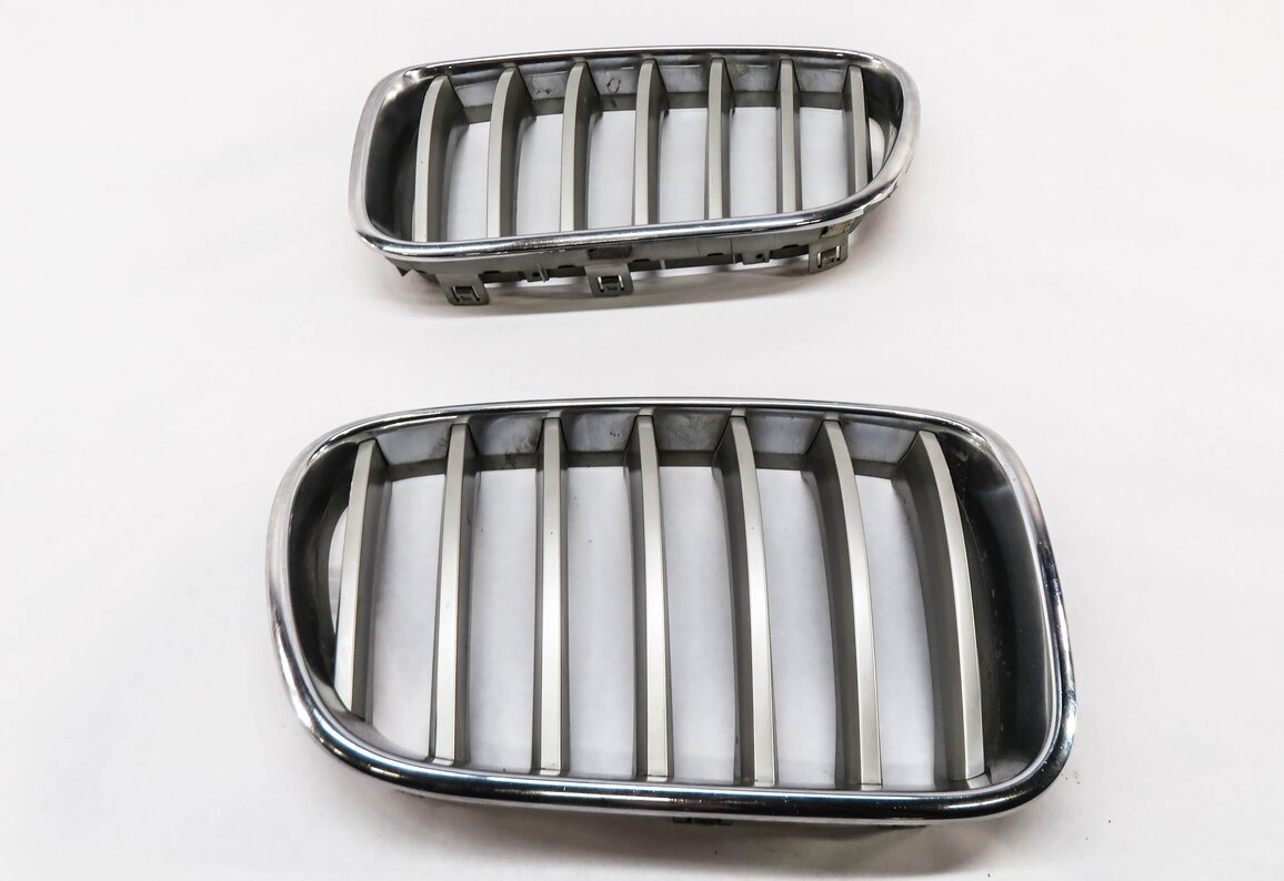Thumbnail 3: 2013-2017 BMW X3 (F25) FRONT LEFT & RIGHT GRILLE HOOD VENT TRIM SET-2