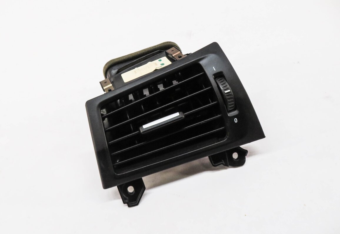 2013 BMW X3 (F25) LEFT FRONT DRIVER DASH HEATER A/C AIR VENT