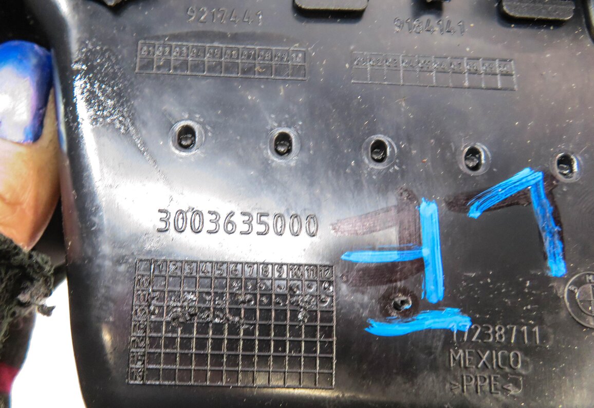 Thumbnail 5: 2013 BMW X3 (F25) LEFT FRONT DRIVER DASH HEATER A/C AIR VENT