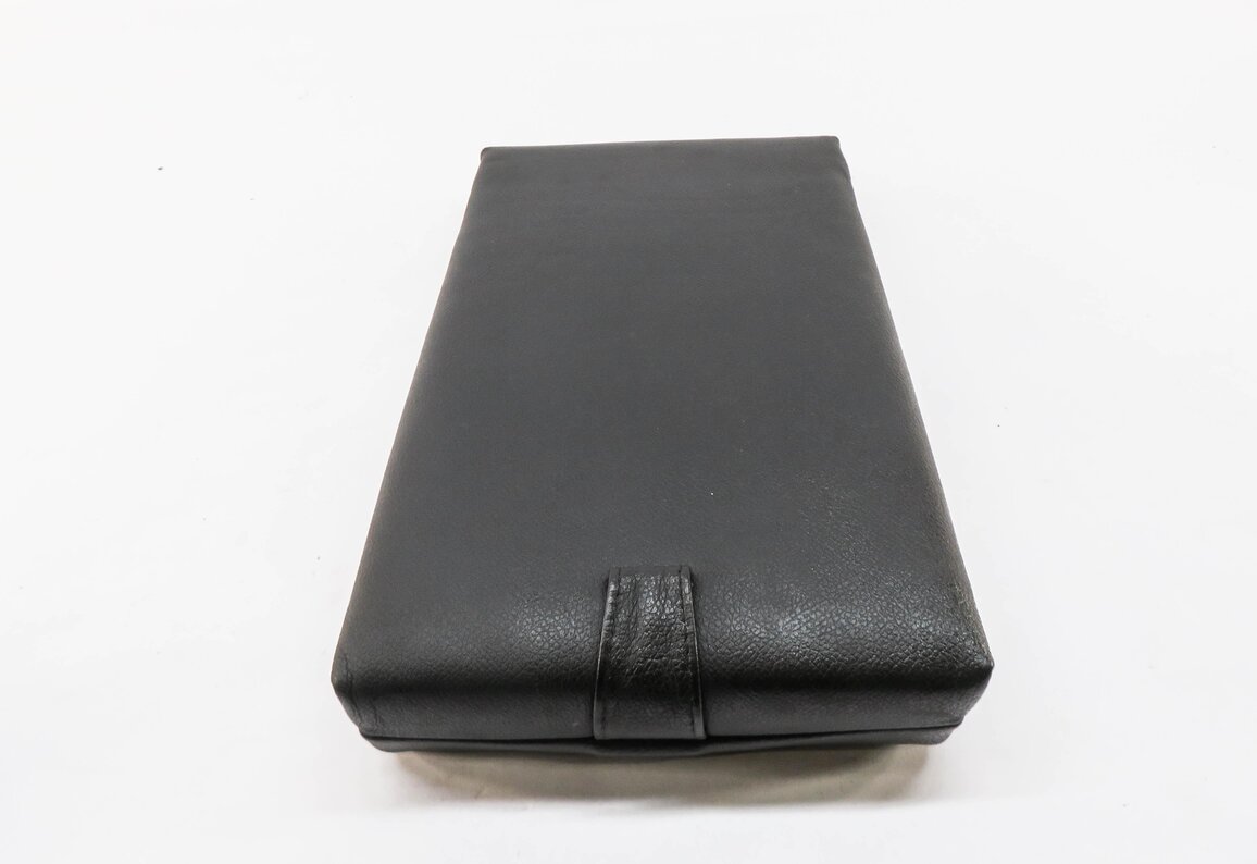 Thumbnail 2: 2013 BMW X3 (F25) REAR SEAT CENTER CONSOLE ARMREST CUP HOLDER (BLACK LEATHER)