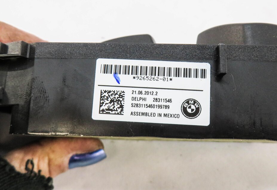 Thumbnail 5: 2013 BMW X3 (F25) RIGHT FRONT PASSENGER SEAT ADJUSTMENT SWITCH