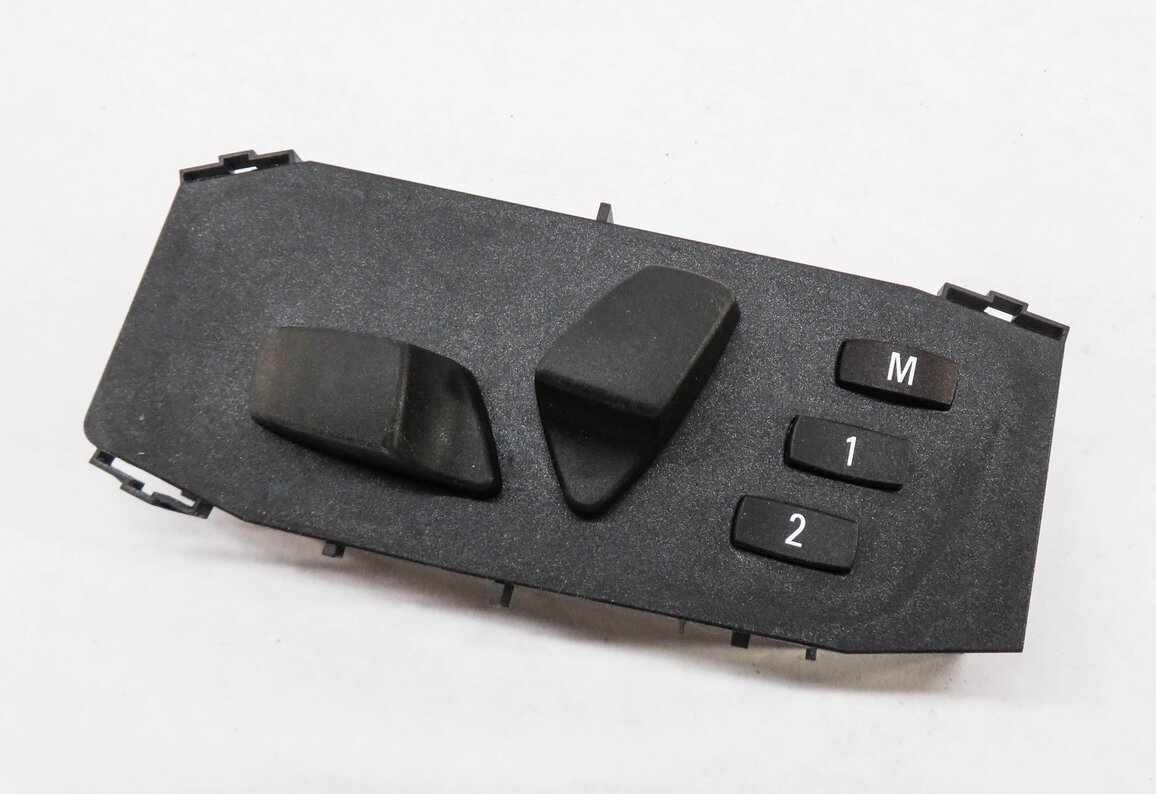 2013 BMW X3 (F25) LEFT FRONT DRIVER MEMORY SEAT ADJUSTMENT SWITCH