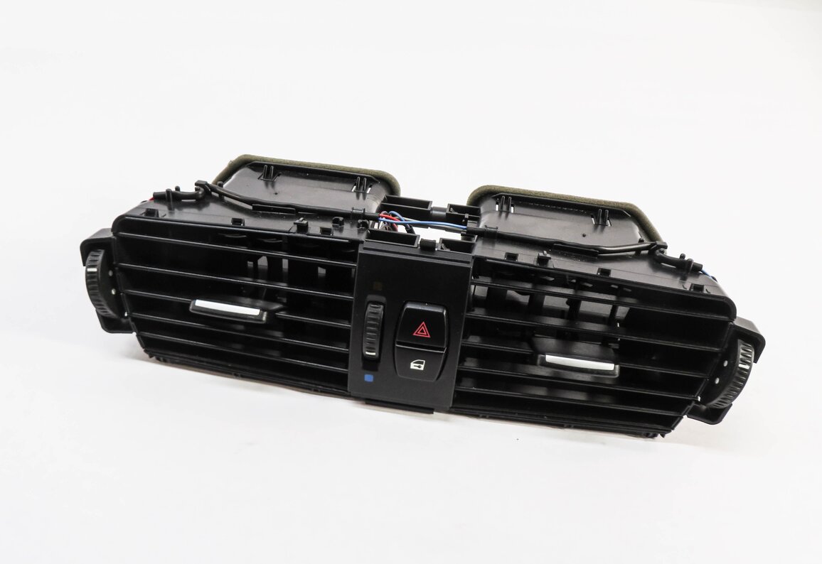 2013 BMW X3 (F25) CENTER DASH HEATER A/C AIR VENT w/ HAZARD LOCK SWITCH