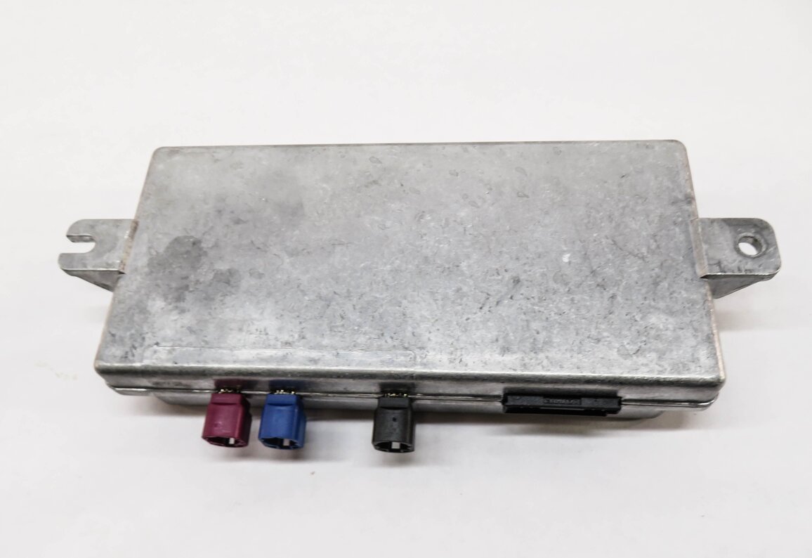 Thumbnail 3: 2011-2014 BMW X3 (F25) SIDE VIEW CAMERA CONTROL MODULE