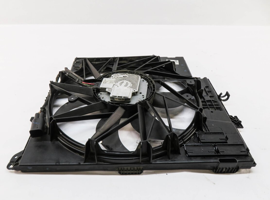 Thumbnail 5: 2013-2018 BMW X3 X4 (F25 F26) 2.0L N20 TURBO ENGINE - RADIATOR COOLING FAN