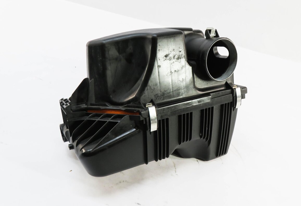 13-18 BMW X3 X4 (F25 F26) 2.0L N20 TURBO ENGINE - AIR FILTER HOUSING AIR CLEANER