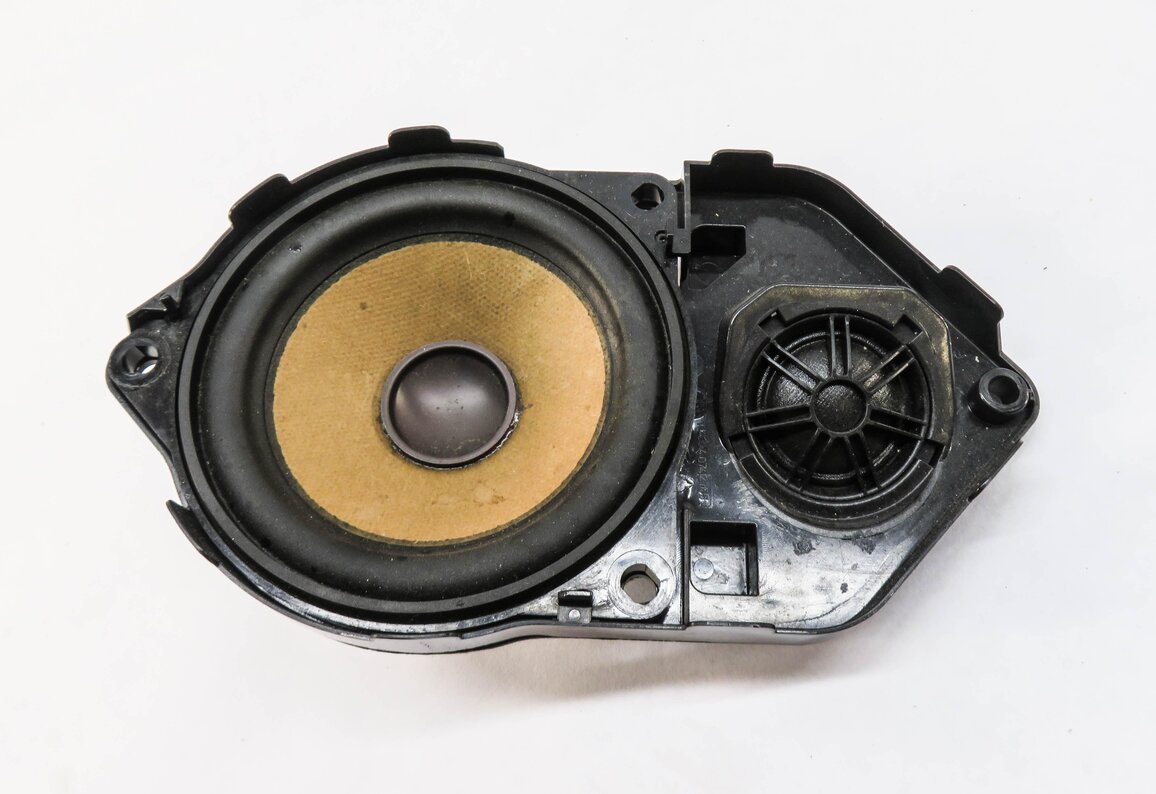 Thumbnail 6: 2013 BMW X3 (F25) RADIO STEREO AUDIO SUB SUBWOOFER TWEETER SPEAKER SET-12
