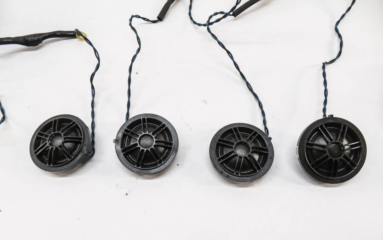 Thumbnail 9: 2013 BMW X3 (F25) RADIO STEREO AUDIO SUB SUBWOOFER TWEETER SPEAKER SET-12