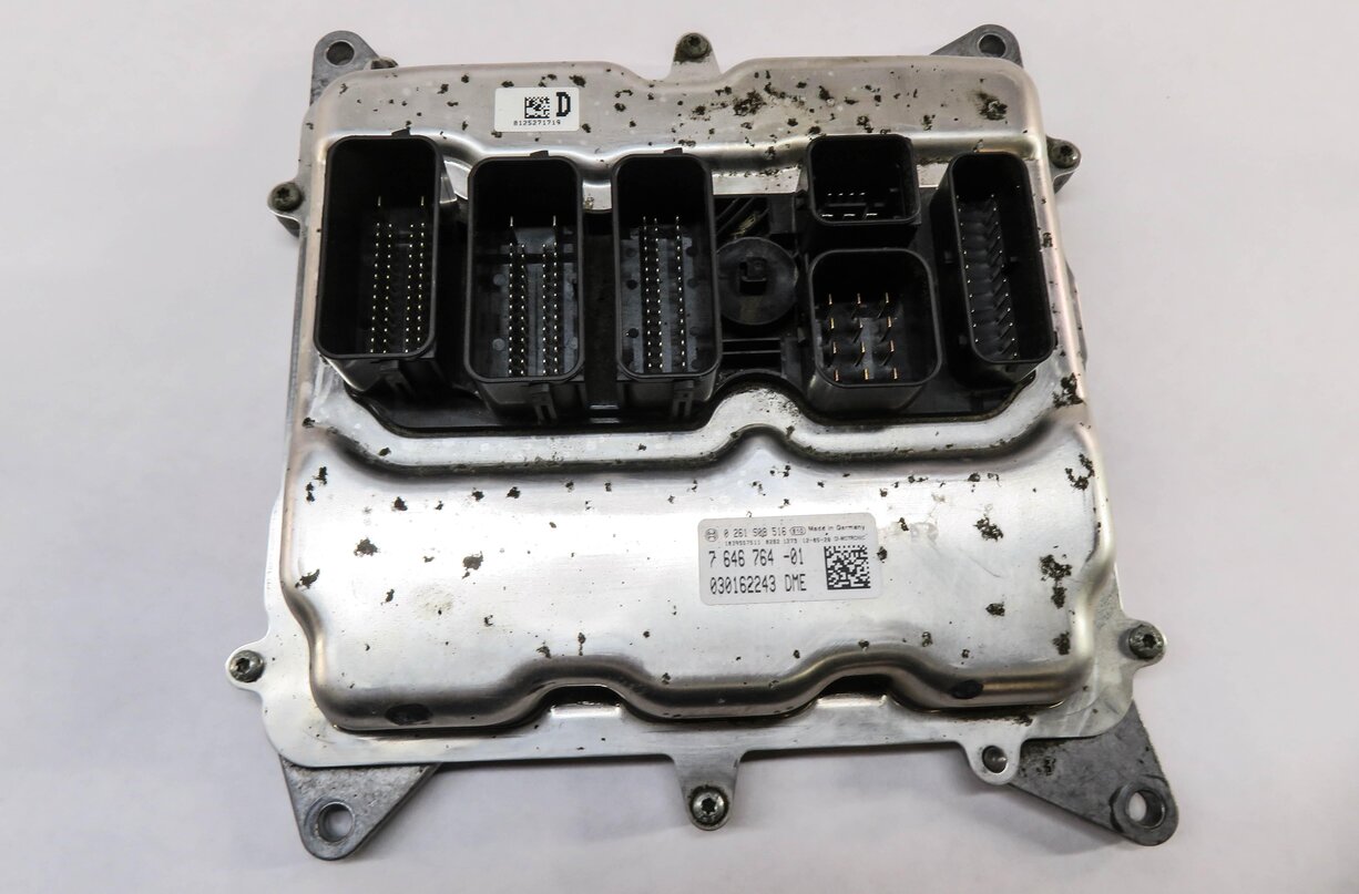 Thumbnail 4: 2013 BMW X3 (F25) 2.0L N20 TURBO ENGINE ECM CAS DME IMMOBILIZER MODULE KEY SET