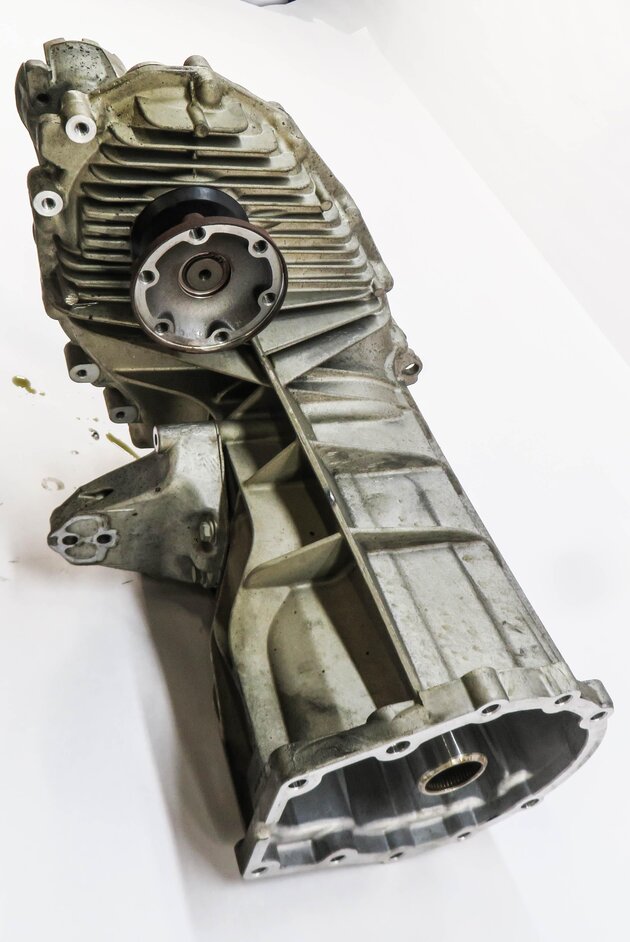 Thumbnail 2: 2011-2015 AUDI Q7 (4L) 3.0L SUPERCHARGED ENGINE - TRANSFER CASE ASSEMBLY (MTR)