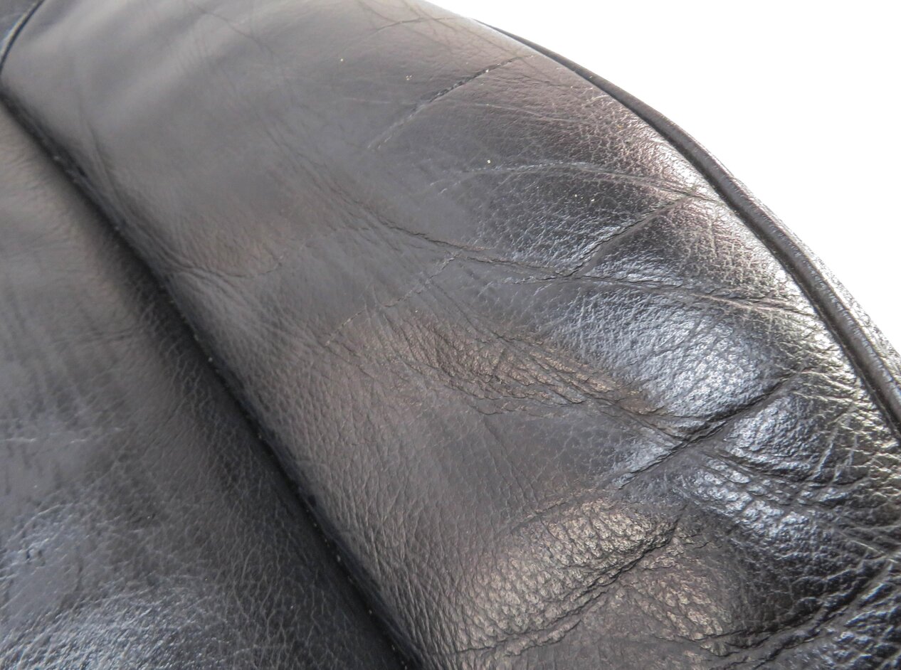 Thumbnail 6: 2015 AUDI Q7 (4L) RIGHT FRONT PASSENGER LOWER BOTTOM HEATED SEAT CUSHION (BLACK)