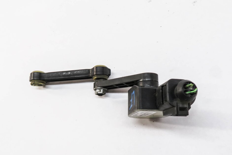 Thumbnail 3: 2015 AUDI Q7 (4L) LEFT FRONT DRIVER SUSPENSION HEIGHT LEVEL SENSOR