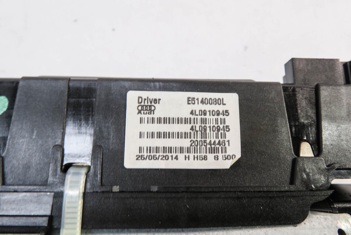 Thumbnail 6: 2014-2015 AUDI Q7 (4L) LEFT DRIVER REAR TRUNK LIFT LIFTGATE MOTOR