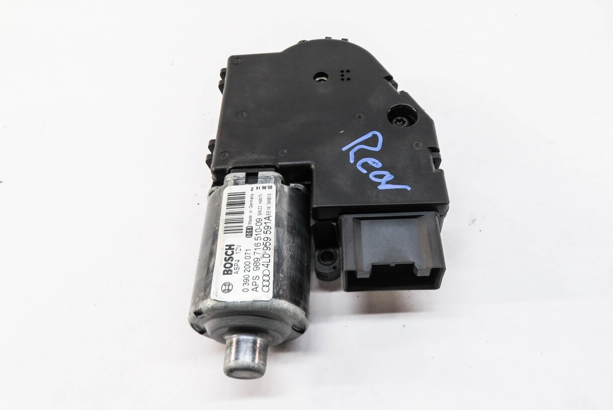 Thumbnail 2: 2007-2014 AUDI Q7 (4L) SUNROOF MOTOR SUN ROOF WINDOW SHADE MOTOR