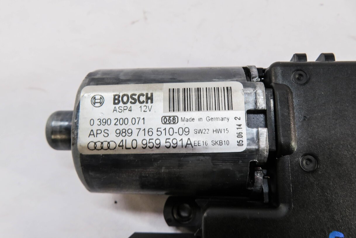 Thumbnail 8: 2007-2014 AUDI Q7 (4L) SUNROOF MOTOR SUN ROOF WINDOW SHADE MOTOR