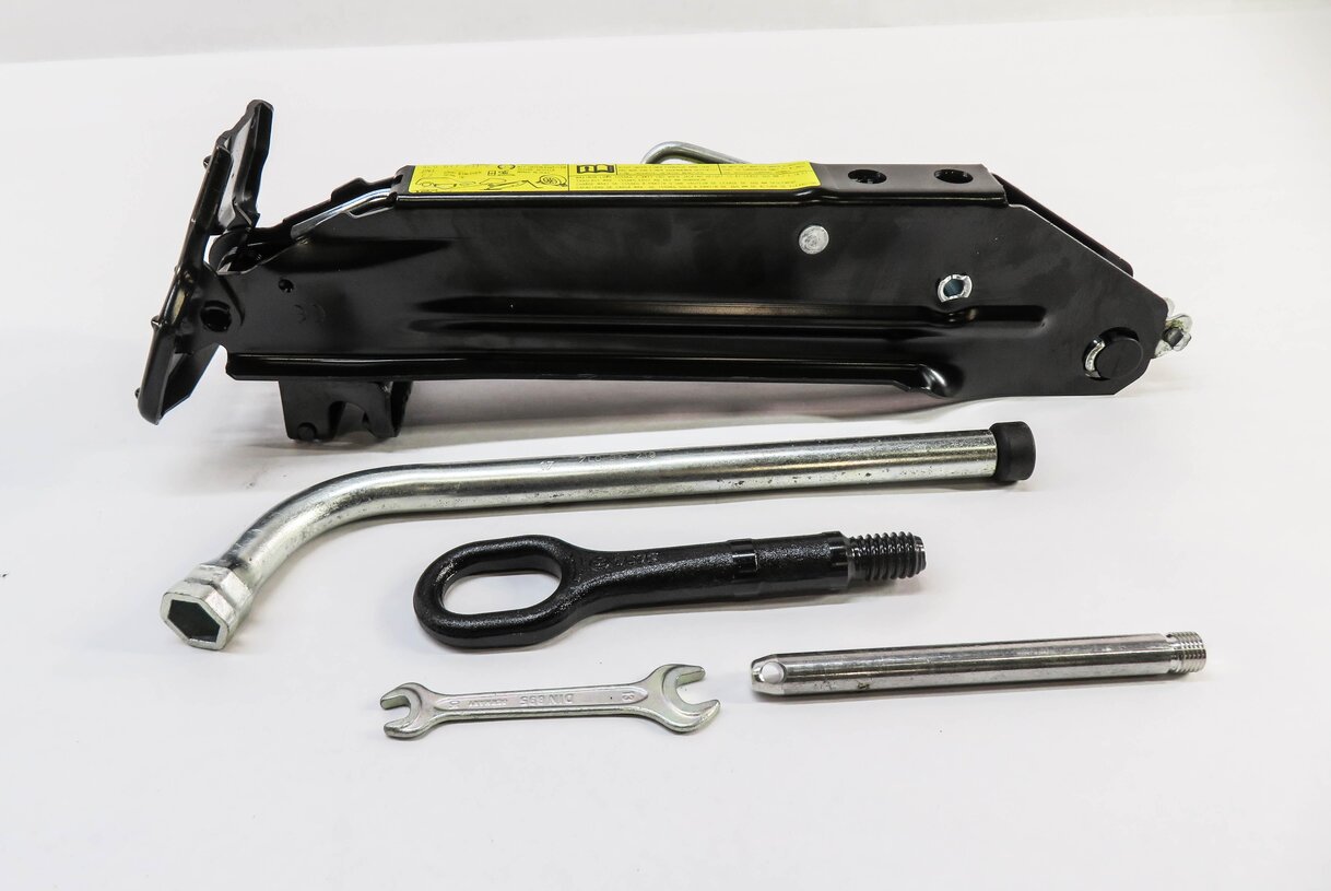 Thumbnail 2: 2013-2015 AUDI Q7 (4L) EMERGENCY SPARE TIRE CAR LIFT JACK LUG WRENCH TOOL KIT